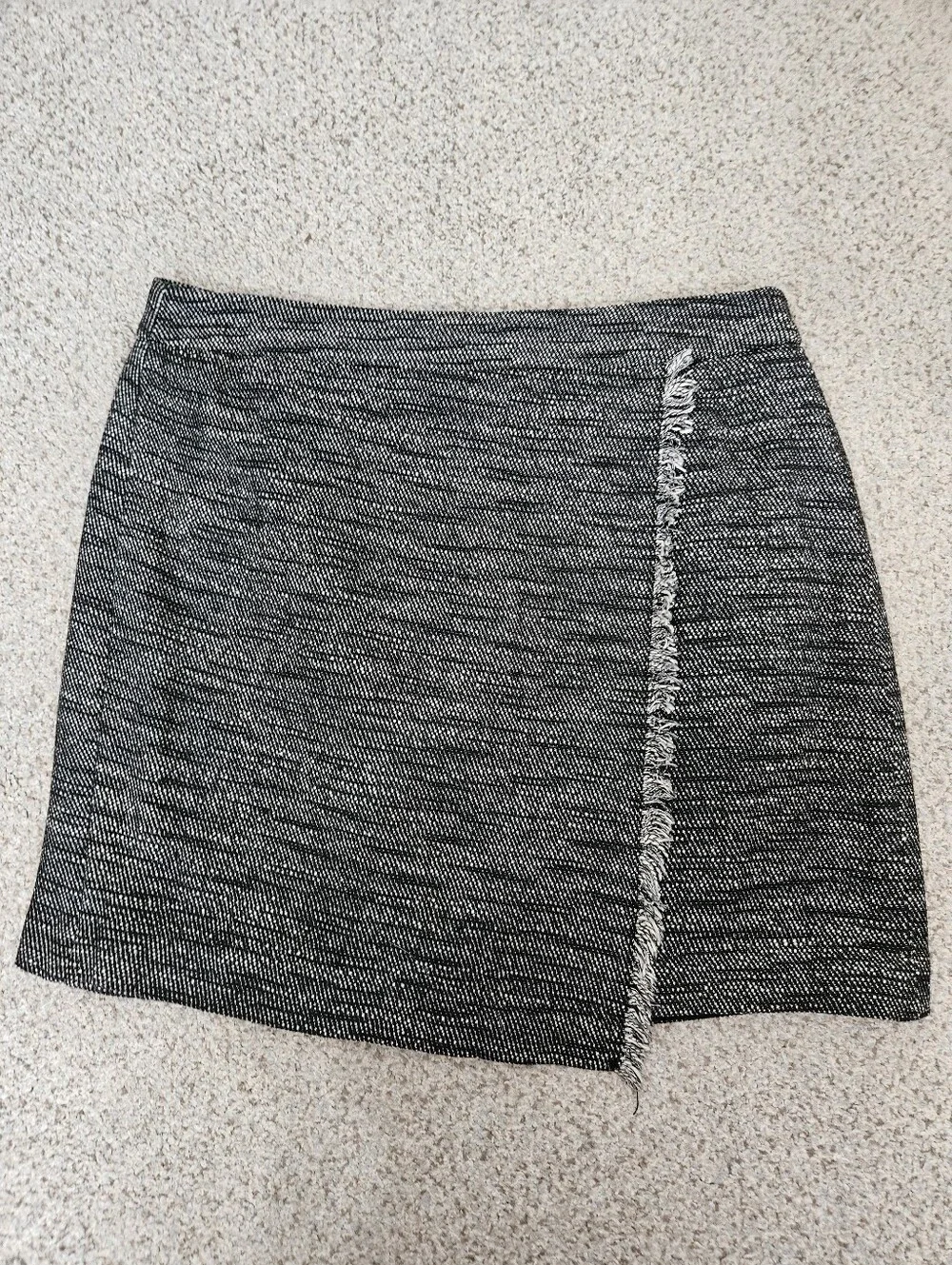 LOFT Petites 8P Black White Tweed Fringe Wrap Mini Skirt